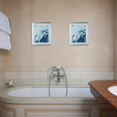 Hotell Terminus 4*