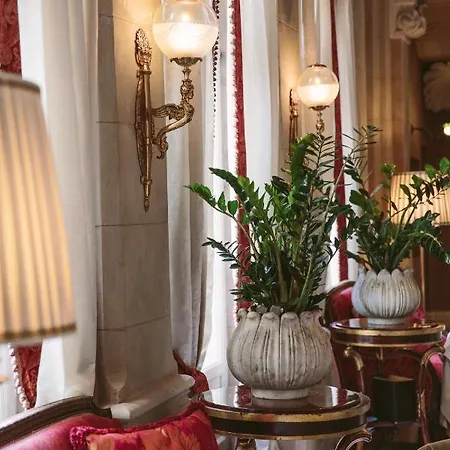 Отель Terminus 4*